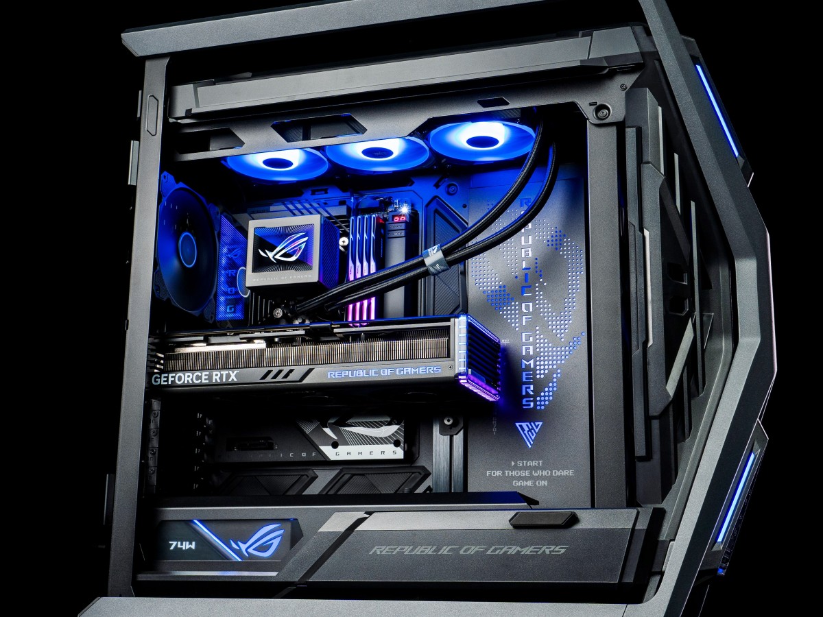 ASUS Announces Availability of Back-To-the-Future (BTF) Chassis